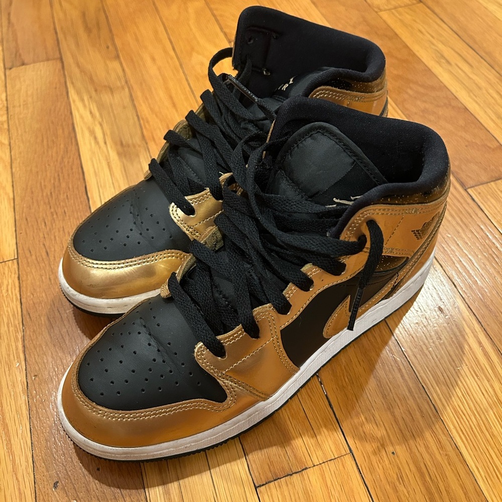 Jordan Black and Gold Athletic Shoes